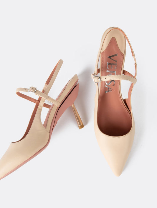 Escarpins à bride arrière en beige